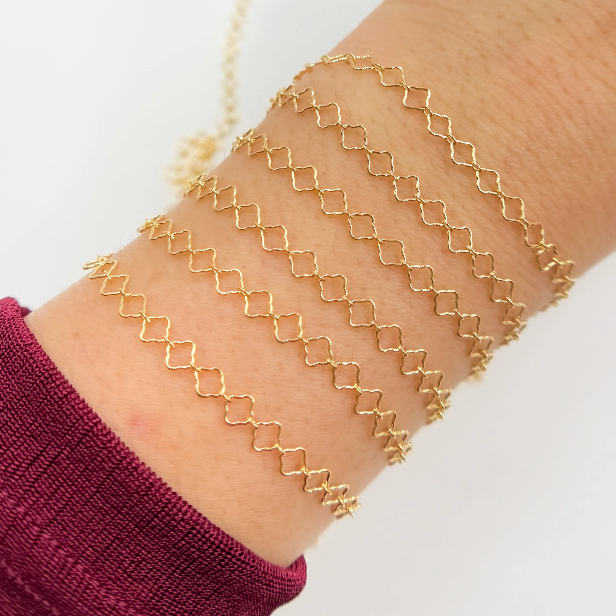 V296GF. 14K Gold Filled Clover and Oval Link Chain - Image 6