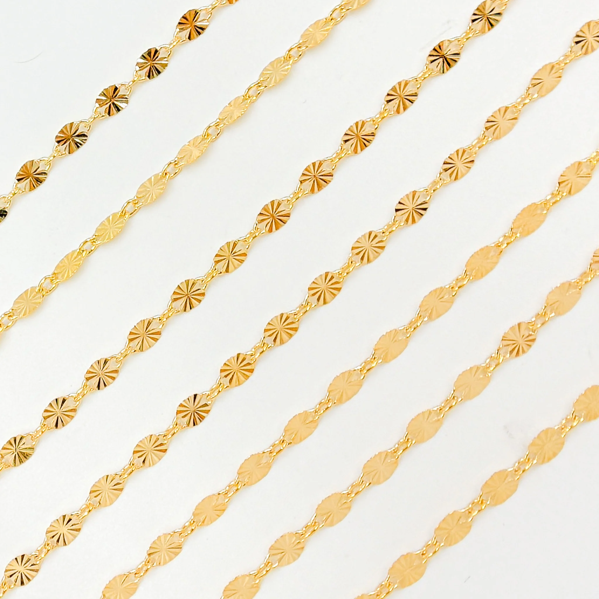 V301GF. 14k Gold Filled Diamond Cut Marina Link Chain - Image 5