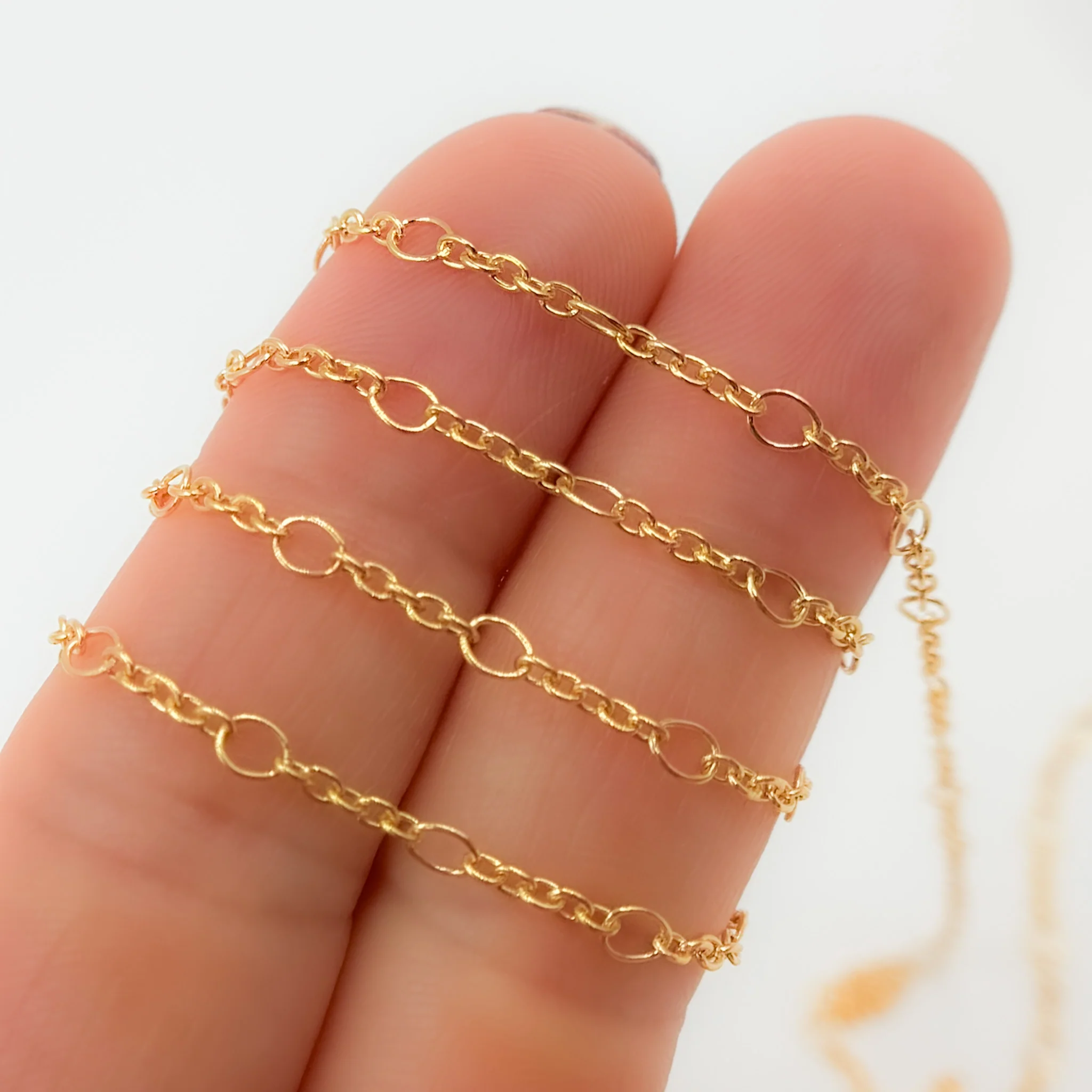 V303GF. 14K Gold Filled Long & Short Round Link Chain - Image 4