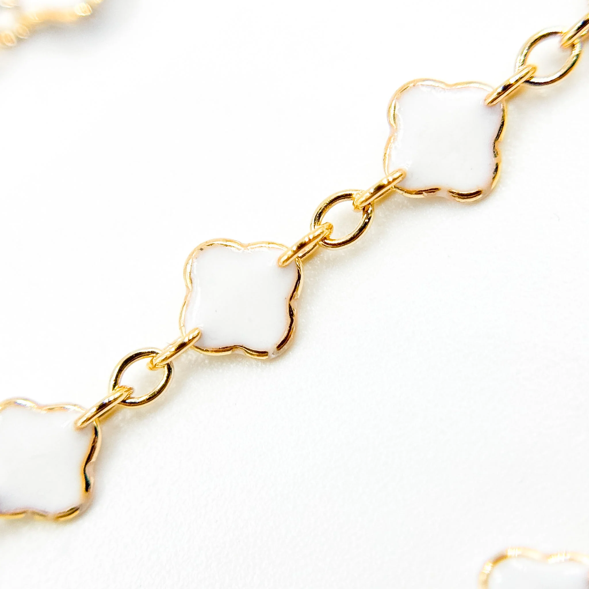 V315ENGF. 14K Gold Filled Enamel Clover Link Chains - Image 6