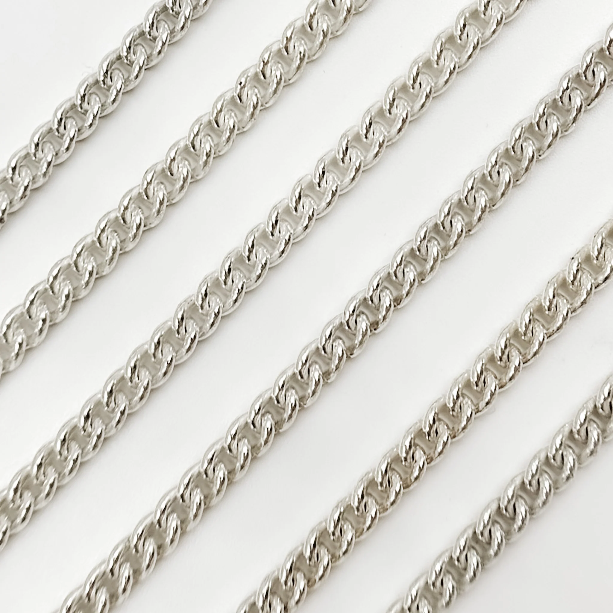 X20SS. Sterling Silver Curb Chain - Image 4