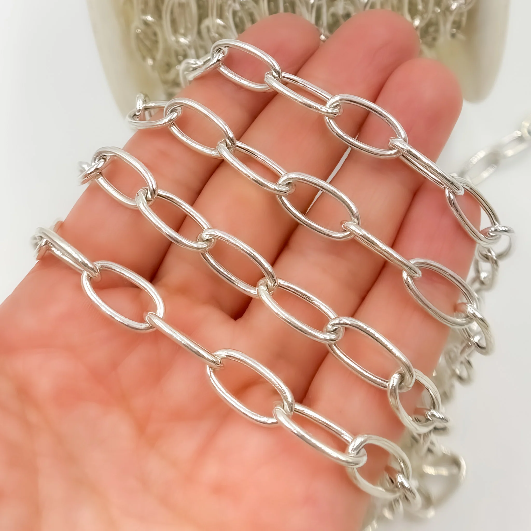 Z64SS. Sterling Silver Smooth Oval Link Chain